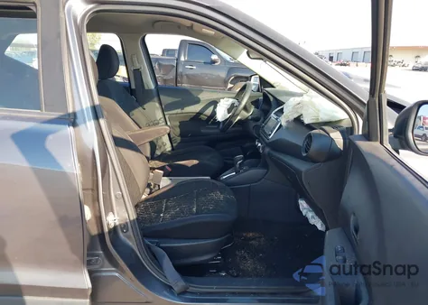 2021 Nissan Kicks S Xtronic Cvt из США, поврежденный, VIN 3N1CP5BV2ML493531